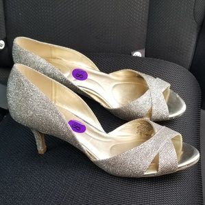 Bandolino Sparkly dress sandal